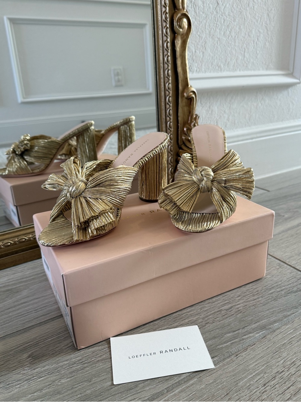 New in Box Loeffler Randall Penny Bow Metallic Gold Pleated Dress Sandals 6.5 - Picture 1 of 11